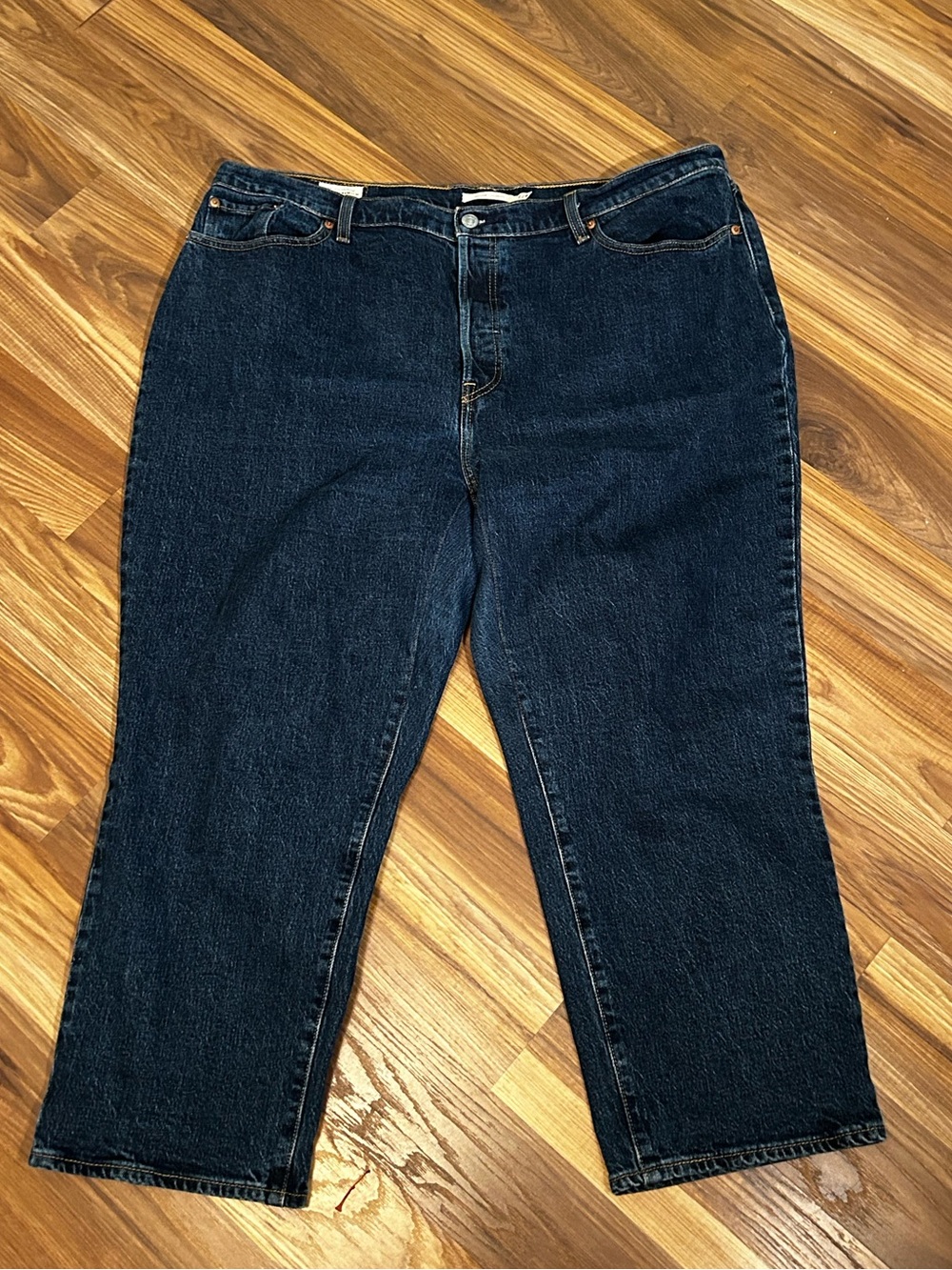 Levi’s Jeans Wedgie Straight Button Fly 22W